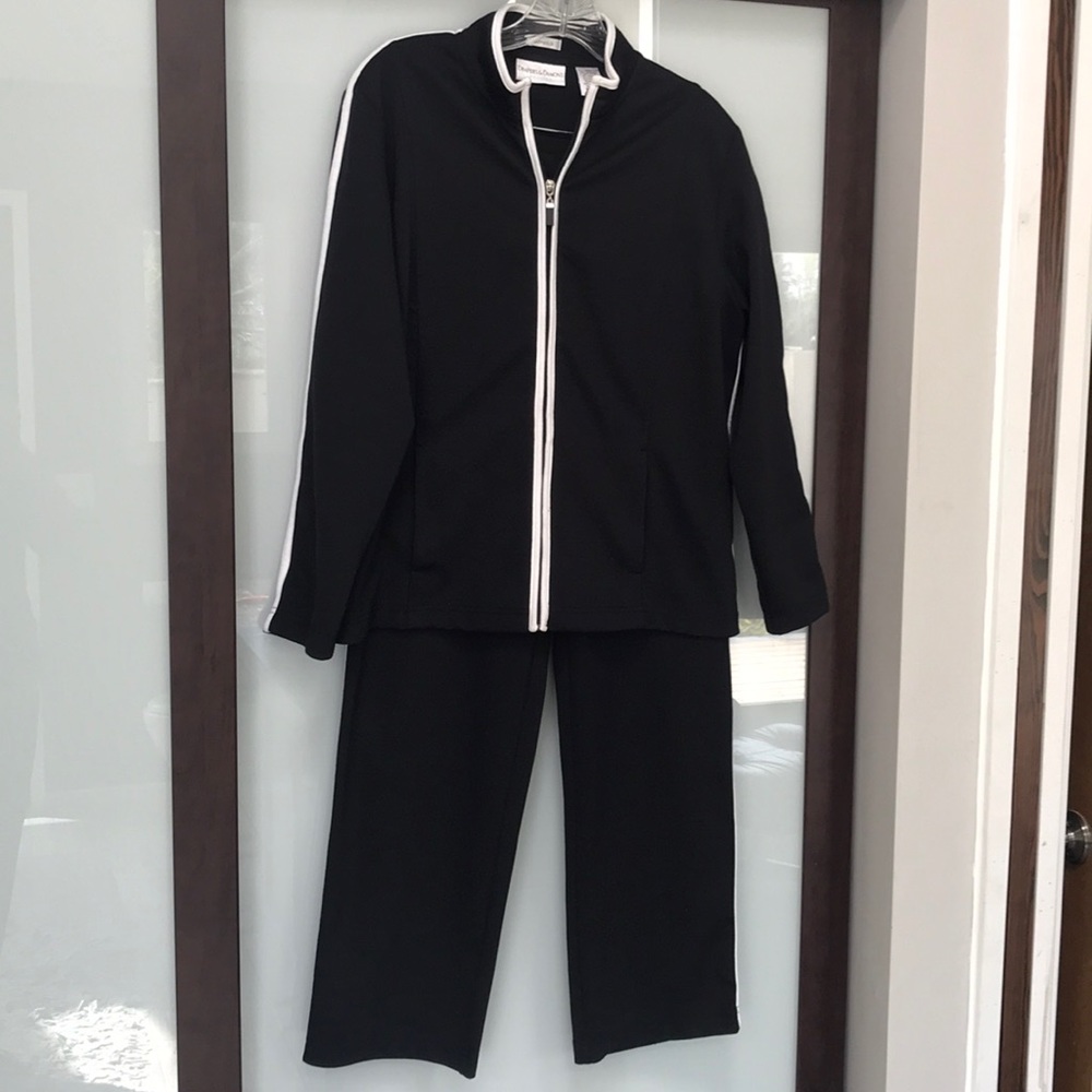 Draper’s & Damon’s Track Outfit